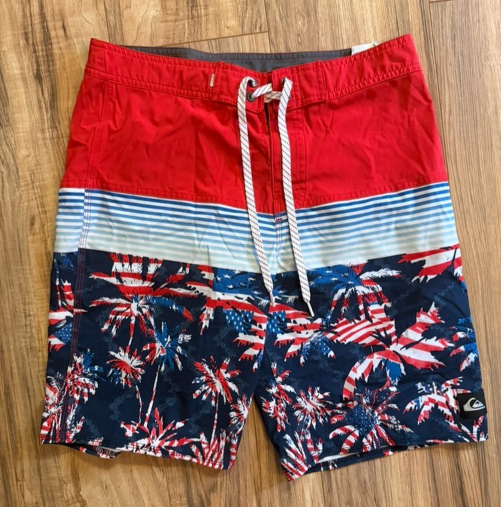 Quiksilver Highline Hawaii Hawaiian Men Boardshorts 30 Palms Stars Stripes